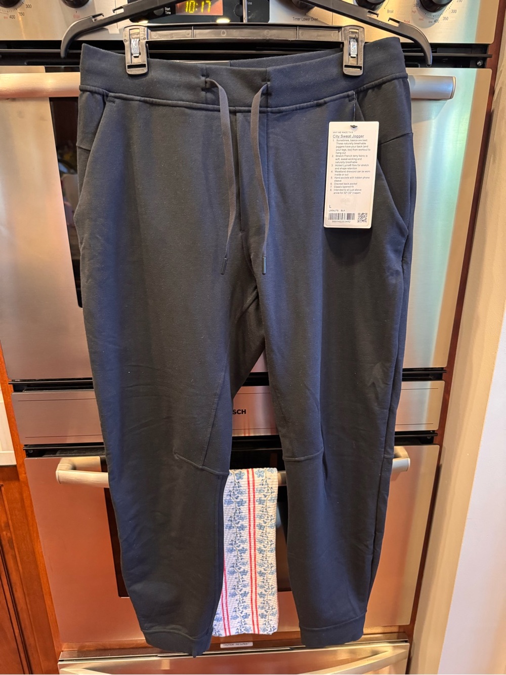 lululemon athletica NWT Black City Sweat Joggers